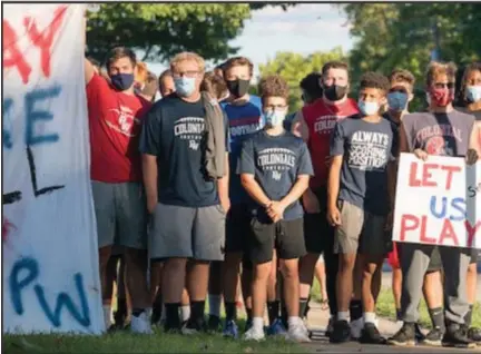  ?? SUBMITTED PHOTO ?? The Plymouth Whitemarsh community held two rallies over the weekend after the school board voted to participat­e in all fall sports except football.