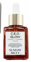  ?? ?? $114
Sunday Riley CEO Glow Vitamin C + Turmeric Face Oil mecca.com.au
This advanced oil brightens skin and helps to fade dark spots.