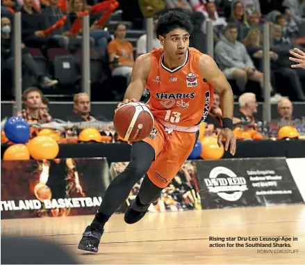  ?? ROBYN EDIE/STUFF ?? Rising star Dru-Leo Leusogi-Ape in action for the Southland Sharks.