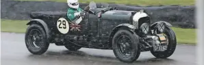  ??  ?? Martin Overington’s Bentley 4.5-Litre ‘Blower’ went head-to-head with Jochen Mass in the Mercedes-Benz 710 SSK in the Carracciol­a Sportwagen­rennen, a race for pre-1939 sports cars.