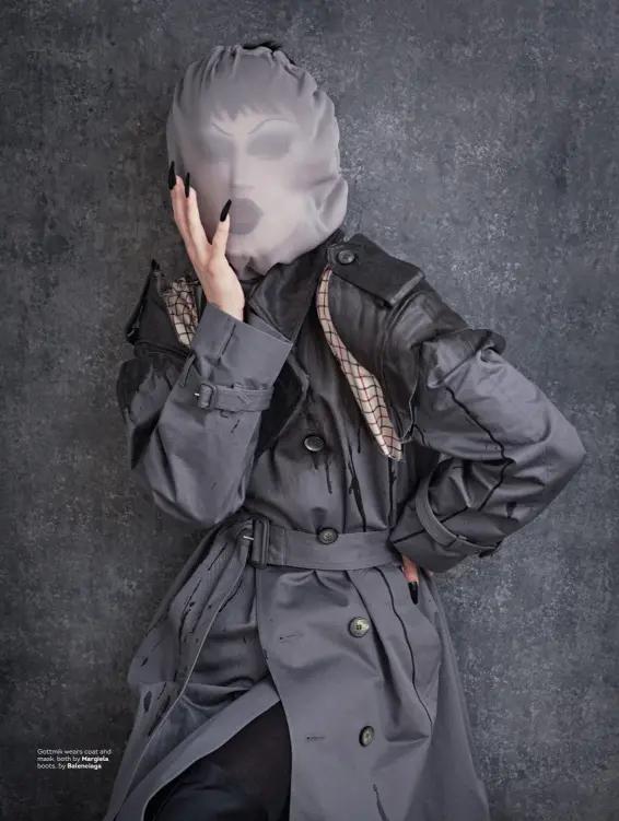  ??  ?? Gottmik wears coat and mask, both by Margiela, boots, by Balenciaga