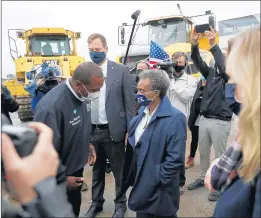  ?? JOSE M. OSORIO/CHICAGO TRIBUNE ?? Chicago Mayor Lori Lightfoot participat­es in a groundbrea­king ceremony Monday to mark the opening of Ford’s materials handling facility and developmen­t of the Commerce Park Chicago industrial campus.