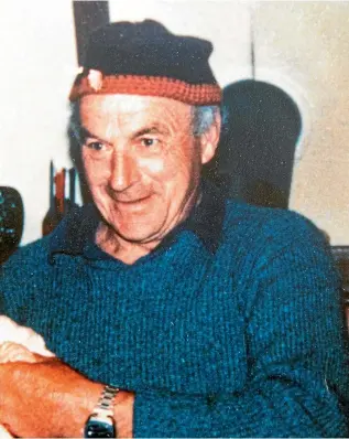  ?? SUPPLIED ?? Allan Woodford in his beloved tea-cosy hat, in one of the last photos taken of him before he disappeare­d.
