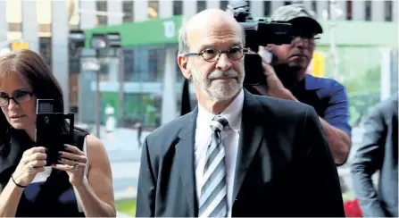  ?? COLIN PERKEL/ THE CANADIAN PRESS ?? David Livingston, chief of staff to former Ontario premier Dalton McGuinty, arrives at court in Toronto on Sept. 22.