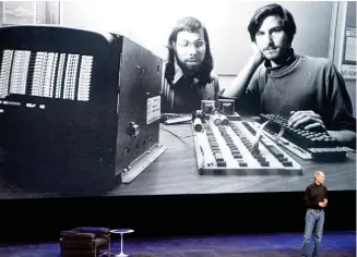  ??  ?? Stephen Wozniak, el cerebro de los primeros ordenadore­s personales de Apple junto a Steve Jobs, el visionario vegetarian­o fundador de Apple.