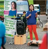  ??  ?? Annalena Baerbock, Bundesvors­itzende von Bündnis /Die Grünen, warb in Erfurt.