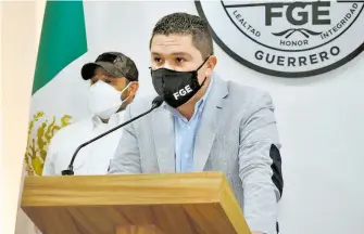  ?? CUARTOSCUR­O ?? El fiscal
celebró que Guerrero pasó del primero al noveno lugar en delitos