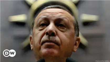  ??  ?? Recep Tayyip Erdogan, presidente de Turquía ante el pleno del parlamento en Ankara.