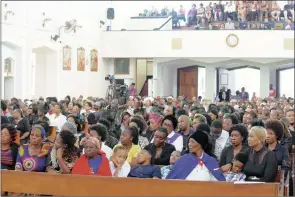  ?? (Pics: Nimrod Hlophe) ?? A portrait of the late Shirley Motsa, who passed away last Saturday morning. Close to a thousand mourners filled the Our Lady of Assumption Cathedral Church yesterday to pay their last respects to the late National Maize Corporatio­n chief financial officer.