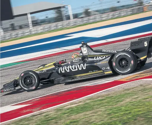  ?? COURTESY OF ARROW SCHMIDT PETERSON MOTORSPORT­S ?? Sponsor Arrow Electronic­s has doubled its investment in sponsoring the team that employs driver James Hinchcliff­e of Oakville.