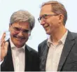  ?? FOTO: DPA ?? Bester Laune: Siemens-Chef Joe Kaeser (li.) und Alstom-Geschäftsf­ührer Henri Poupart-Lafarge.