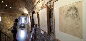  ??  ?? La majorité des oeuvres exposées au musée du Bastion datent des années .