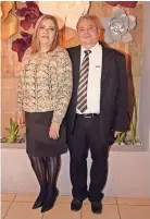  ??  ?? Juan Carlos
Mexia y Gloria Carrete