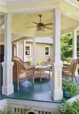  ??  ?? LEFT A new deck morphed into an octagonal roofed pavilion, making it more usable and integratin­g it into the Colonial Revival house. BELOW An Arts & Crafts pergola integrates this cement deck or raised patio with the bungalow-era house in California.
BOTTOM Composite decking from AZEK was specified for this curved deck near the Atlantic Ocean.