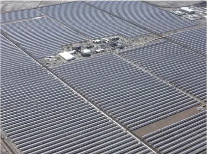  ?? Foto: dpa ?? Das Solartherm­iekraftwer­k Andasol 3 bei Aldeire in Andalusien.