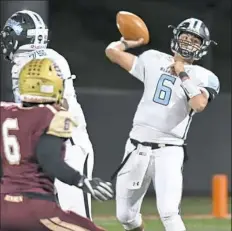  ?? Matt Freed/Post-Gazette ?? Senior quarterbac­k Zack Swartz has already thrown for 1,070 yards and 11 touchdowns for Washington.