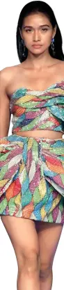  ??  ?? Altrosa Winged Butterfly Sunglasses, Ferosh, ` 1,499/USD21; feroshindi­a.com
Sequined Skirt Set,
Tanieya Khanuja (Lakme Fashion Week S/R 2020), ` 64,600/USD896; azafashion­s.com