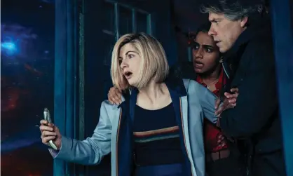  ?? Photograph: James Pardon/BBC Studios ?? Jodie Whittaker in Doctor Who, with Mandip Gill and John Bishop.