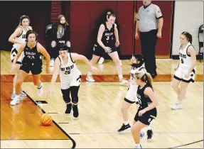  ?? MARK HUMPHREY ENTERPRISE-LEADER ?? Lincoln freshman sensation Sarah Snodgrass immediatel­y goes on the offense pushing the ball down-court against Shiloh Christian after stealing an in-bounds pass. Snodgrass scored 23 points in the Lady Wolves’ 65-37 nonconfere­nce loss Friday.