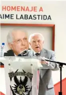  ??  ?? Jaime Labastida fue reconocido.