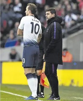  ?? Efe ?? kane y Pochettino, durante un encuentro anterior del Tottenham.