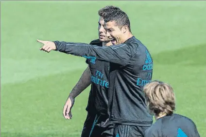  ?? FOTO: EFE ?? Cristiano Ronaldo debuta esta noche en Liga tras cumplir sus partidos de sanción por empujar al árbitro