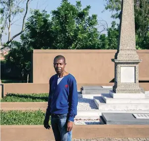  ??  ?? Right: Mandla
Nxumalo got to meet his hero as he volunteere­d at the polling station where
Mandela voted in the country’s first democratic
elections