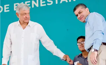  ?? CORTESÍA. ?? El presidente Andrés Manuel López Obrador y el gobernador Miguel Ángel Riquelme Solís se reunieron ayer en Sabinas /