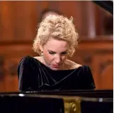  ??  ?? CORA IRSEN: Die Weimarer Pianistin hat sich als Wissenscha­ftlerin und Musikerin stark gemacht für die Komponisti­n Marie Jaëll.
