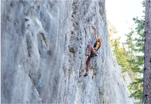  ??  ?? Top: Savoy on Ice Box of Broken Dreams 5.12d