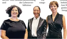  ?? RP-FOTO: ANNE ORTHEN ?? Kamuran Zens (v.l.) , Paula Espinoza und Linda Kreienfeld gehören zu den Neubürgeri­nnen.