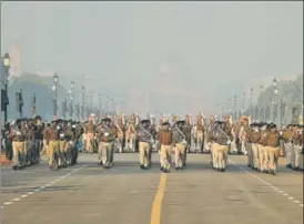  ?? AMAL KS/HT PHOTO ?? Delhi Police contingent rehearse for the upcoming Republic Day Parade.