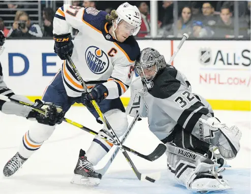  ?? MARK J. TERRILL / THE ASSOCIATED PRESS ?? Edmonton Oilers centre Connor Mcdavid couldn’t score on Los Angeles Kings goaltender Jonathan Quick Saturday, and neither could anyone else in a white uniform as the Kings won 4-0, yet another game where the Oilers were thoroughly outplayed by one of the NHL’S weaker teams.