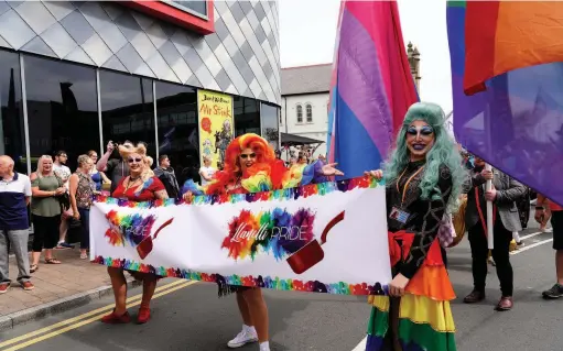  ?? Pictures: Jo Ashburner/MrFlag.com ?? Llanelli’s very first Pride festival was held on Saturday, August 2.