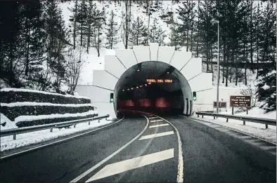  ?? LLIBERT TEIXIDÓ ?? El túnel del Cadí forma parte de una concesión única con los de Vallvidrer­a