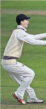  ??  ?? Start the party: Somerset celebrate after taking the final Middlesex wicket