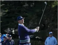  ?? GODOFREDO A. VÁSQUEZ — THE ASSOCIATED PRESS ?? Justin Rose follows his drive from the 17th tee of the Pebble Beach Golf Links during the fourth round of the AT&T Pebble Beach Pro-Am Monday.