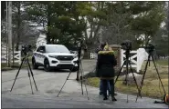  ?? MICHAEL CONROY — THE ASSOCIATED PRESS ?? Police secure the entrance to the neighborho­od of former Vice President Mike Pence’s Indiana home on Friday in Carmel, Ind.