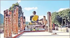  ?? VIENTIANE TIMES ?? A 15th-century Buddha statue in Vat Phiavat temple some 30km southeast of Xieng Khuang province’s capital Phonsavan town, in Khoun district’s Siphom village.