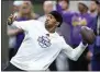  ?? JOHN FROSCHAUER / AP ?? Washington quarterbac­k Michael Penix Jr. throws a pass during the NCAA’s NFL football pro day Thursday in Seattle.