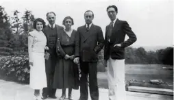  ??  ?? Portrait of Berenice Robinson Morris, Maurice Becker, Martha Gruening, Allan Porter, and Clyfford Still at Yaddo, ca. 1934-35. Unknown photograph­er. Courtesy the Clyfford Still Archives.