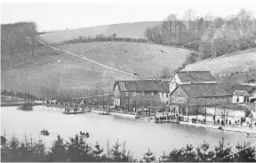  ?? FOTO: ARCHIV/REPRO: HAUSER ?? Die Diepentals­perre war schon in den 1920er Jahren ein Ausflugszi­el.