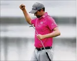  ?? RICHARD HEATHCOTE / GETTY IMAGES ?? Webb Simpson celebrates on the 18th green — despite his double bogey — after winning The Players Championsh­ip at TPC Sawgrass in Ponte Vedra Beach, Florida.