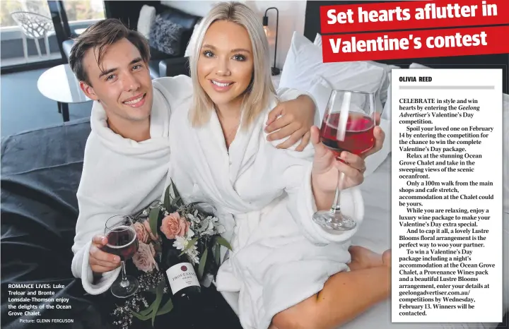  ?? Picture: GLENN FERGUSON ?? ROMANCE LIVES: Luke Treloar and Bronte Lonsdale-Thomson enjoy the delights of the Ocean Grove Chalet.