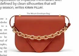  ??  ?? The Mount Envelope Bag