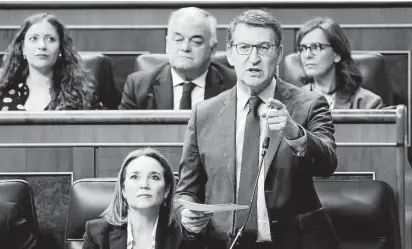  ?? Foto: EFE/MARISCAL ?? Alberto Núñez Feijóo interviene en la sesión de control al Gobierno, en el Congreso.