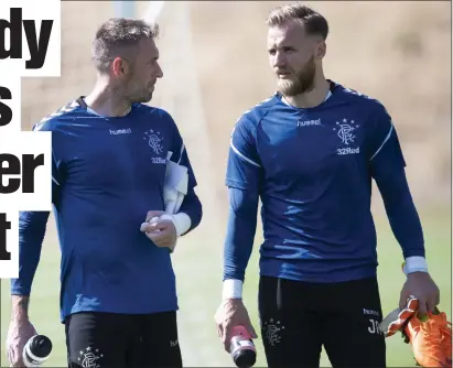 ??  ?? Rangers No.1 Allan McGregor helped Jak Alnwick (right) to develop during his time at Ibrox