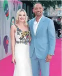  ??  ?? MARGOT ROBBIE
Se ha reavivado el rumor de que el actor tuvo un romance con su colega en 2015.