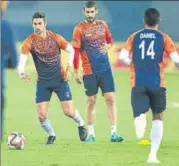  ?? ISL ?? ▪ Delhi Dynamos players during a training session on Wednesday.