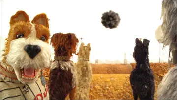  ??  ?? Murray, left, as ‘Boss’ in ‘Isle of Dogs’. — Courtesy of Fox Searchligh­t Pictures